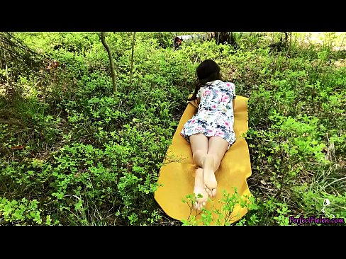 ❤️ Stranger on Tinder masturba a miña coña e fode apaixonadamente no bosque ️❌ Putas en nós ️❤